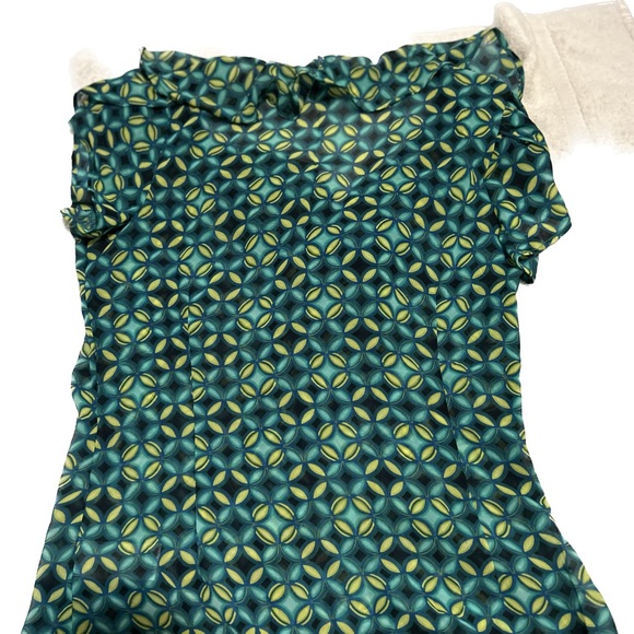 Green and Yellow Blouse - Picture 2 of 2